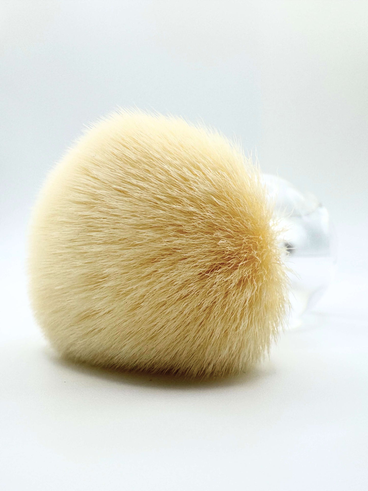 BUBBLE BLUSH BRUSH